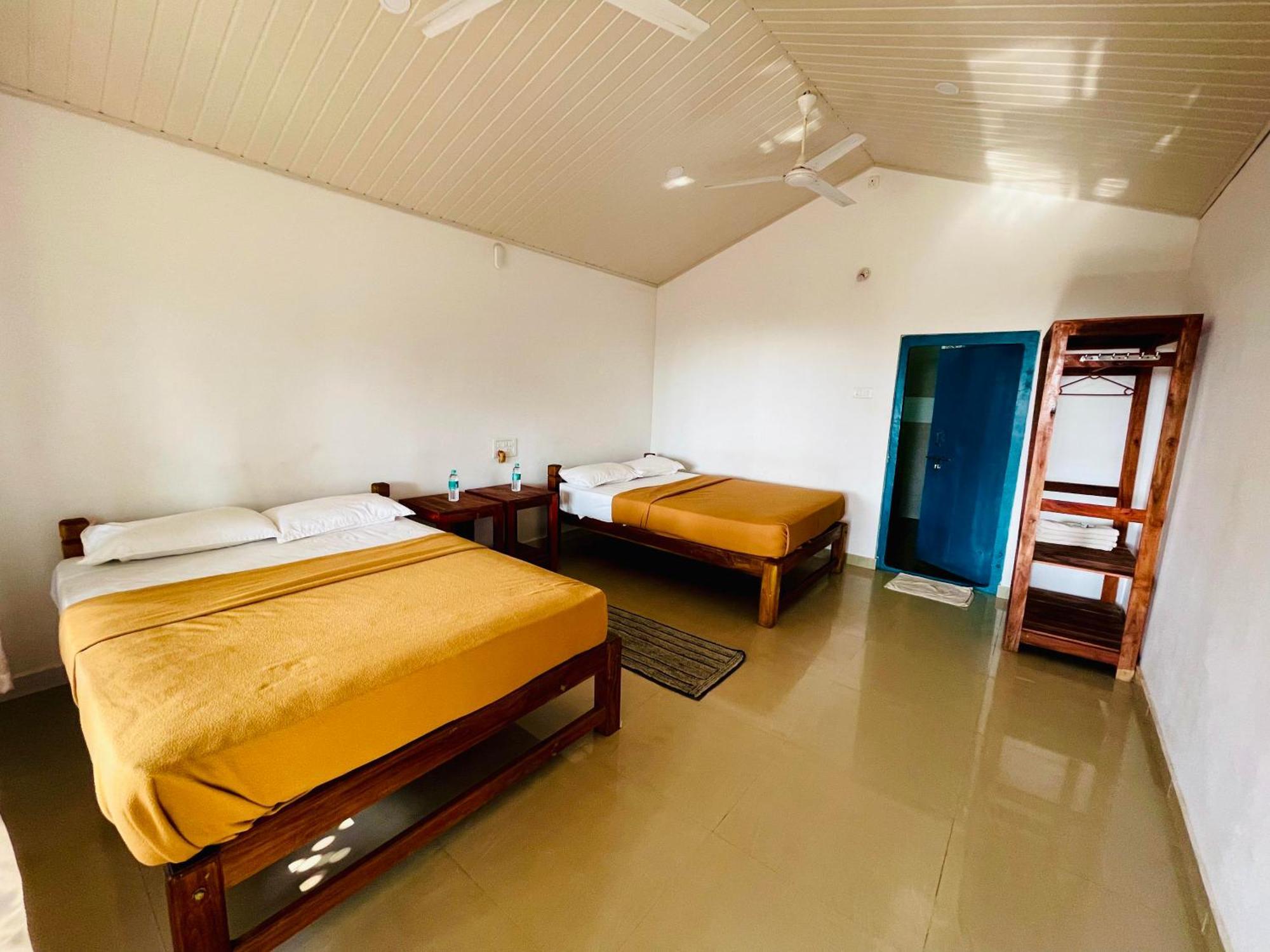 The Meraki Beach Resort Gokarna Exteriör bild